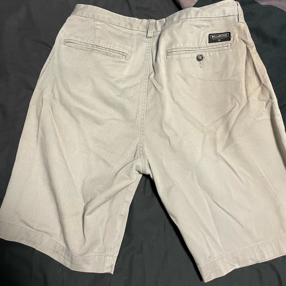 Shorts - Picture 4 of 4